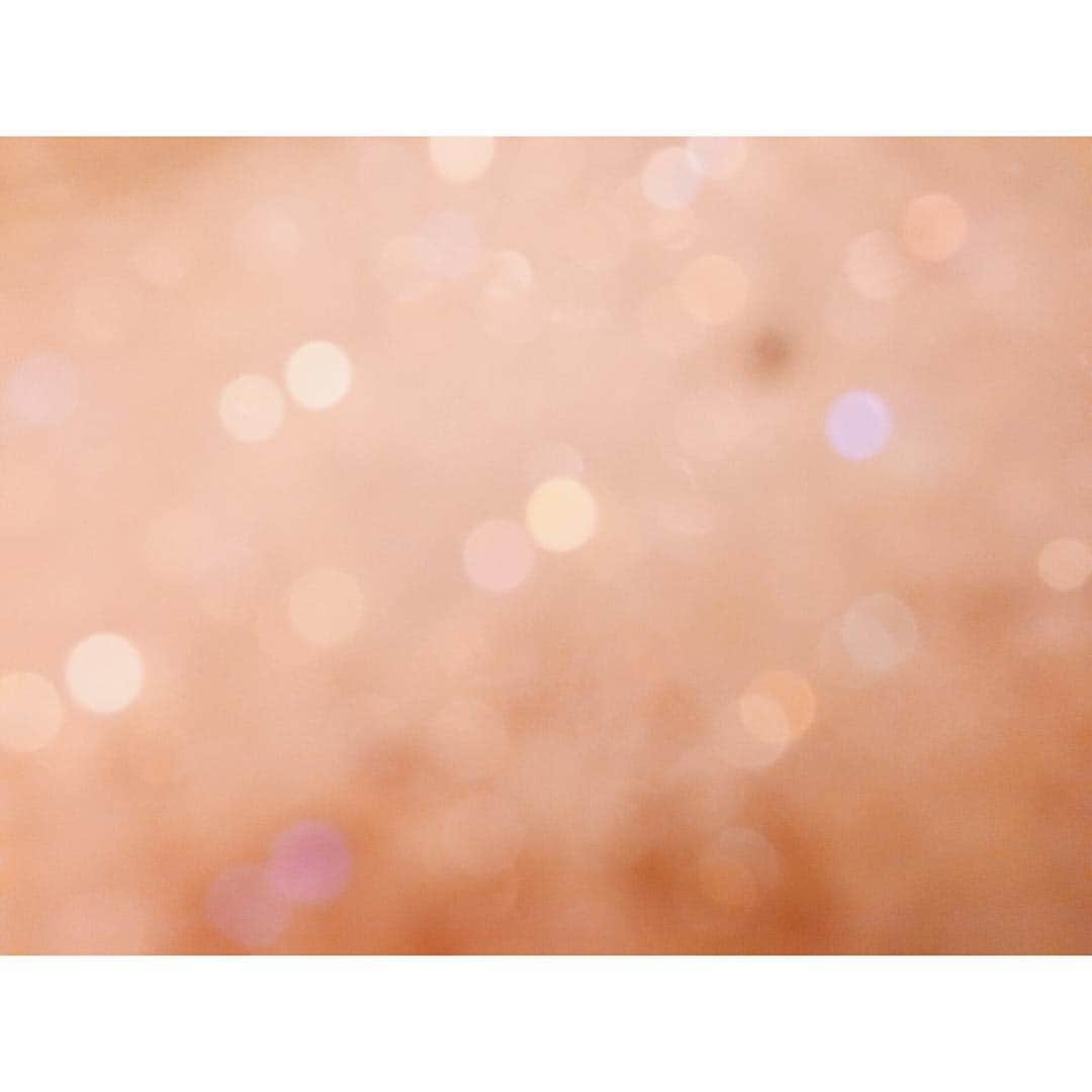 玉城ティナさんのインスタグラム写真 - (玉城ティナInstagram)「普通の日にもキラキラは必要でしょう」12月26日 11時31分 - tinapouty