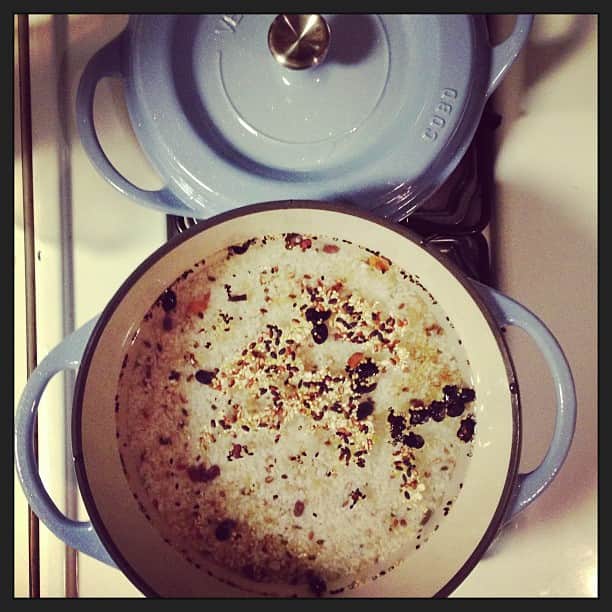のインスタグラム：「ごはん炊いてみまーす」