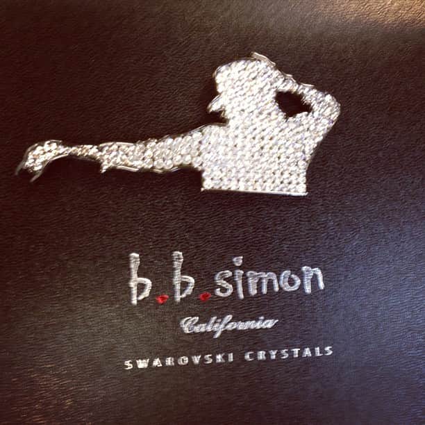 ビービーサイモンのインスタグラム：「#kingofpop limited Michael Jackson belt by b.b. simon x #swarovski crystals (limited piece of history)」