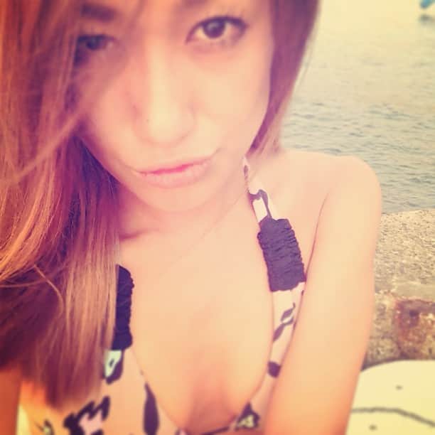 片桐舞子さんのインスタグラム写真 - (片桐舞子Instagram)「もう毎日水着で生活したいw海の家のお姉さん、憧れるなぁ♡#phax #swimwere #bikini #japan #zushi」8月10日 0時25分 - mays_maiko