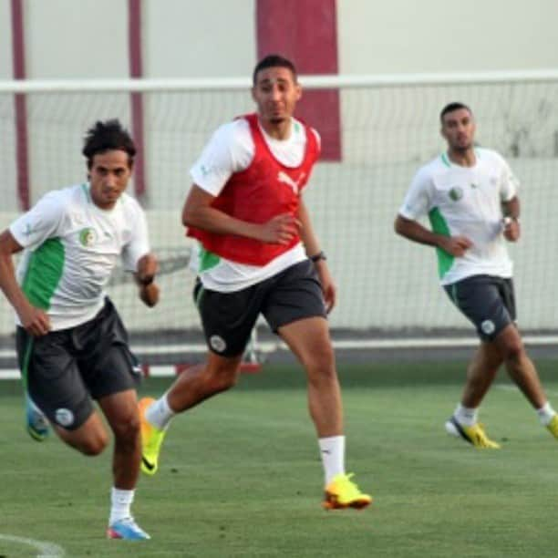 イシャク・ベルフォディルのインスタグラム：「En Algerie #Belfodil #CM2014 #Algerie #Algeria #Inter」