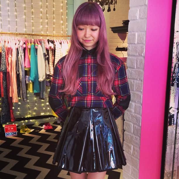 lilLillyさんのインスタグラム写真 - (lilLillyInstagram)「Staff  