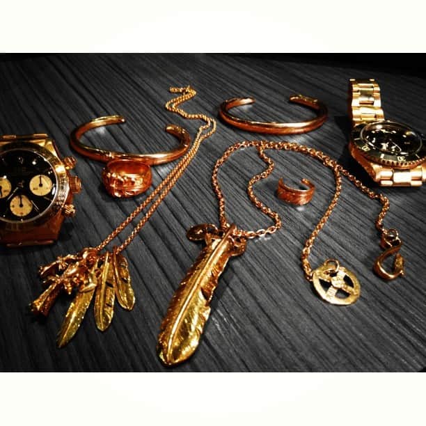 石川涼さんのインスタグラム写真 - (石川涼Instagram)「My gold's and @takahiro_oya 's gold's. #yg #gold #rolex #daytona #6263 #chromehearts #goros #submariner」9月8日 21時03分 - vanquishceo