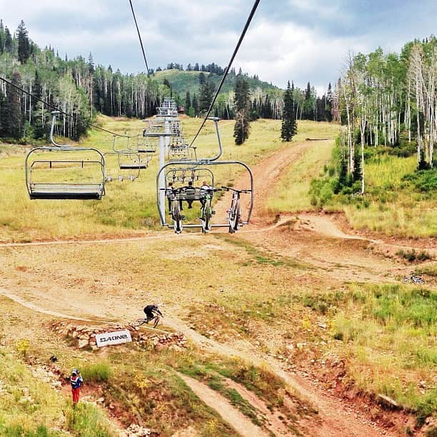 ケン・ブロックさんのインスタグラム写真 - (ケン・ブロックInstagram)「Today's outdoor activity included a ski lift. #TheCanyons」9月2日 7時56分 - kblock43