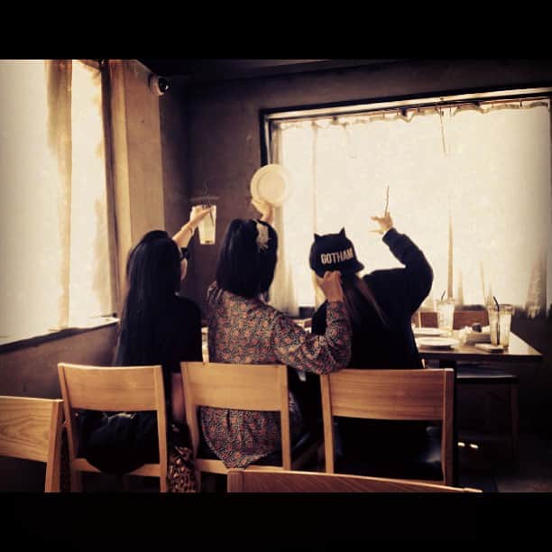 2NE1のインスタグラム