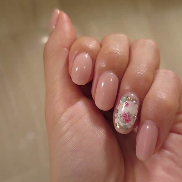 高垣麗子のインスタグラム：「newnail  2  #nail」