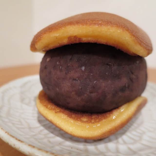 高垣麗子のインスタグラム：「どら焼BIGサイズ^ ^ #yummy  #happy」