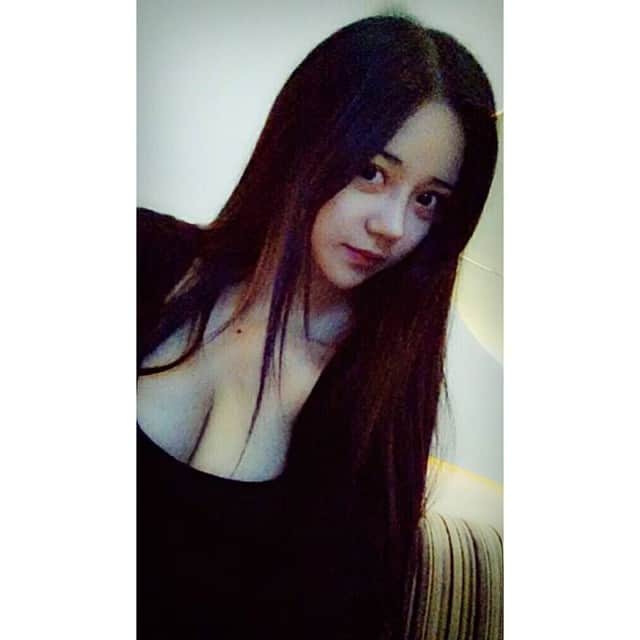 イ・スビンのインスタグラム：「#me」