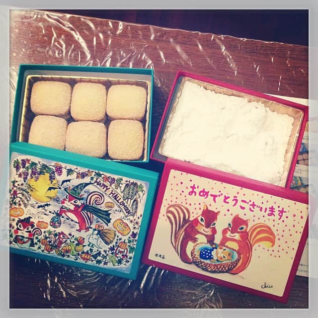 笛木優子のインスタグラム：「西光亭のくるみクッキー🍪🍫」