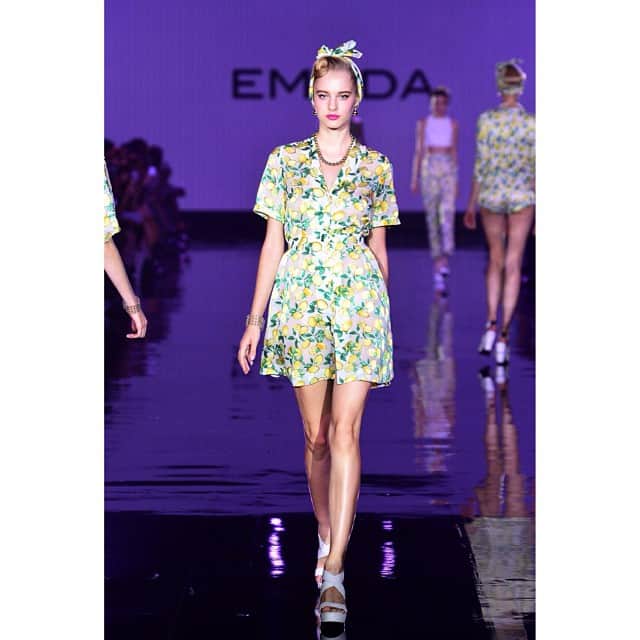 EMODAさんのインスタグラム写真 - (EMODAInstagram)「2014ss touchMe COLLECTION #EMODA#PINUPLADY#EM#2014ss#love#fashion#show#stage#collection#lemon#yellow#code#coordinate#cute#like」10月21日 14時58分 - emoda_official