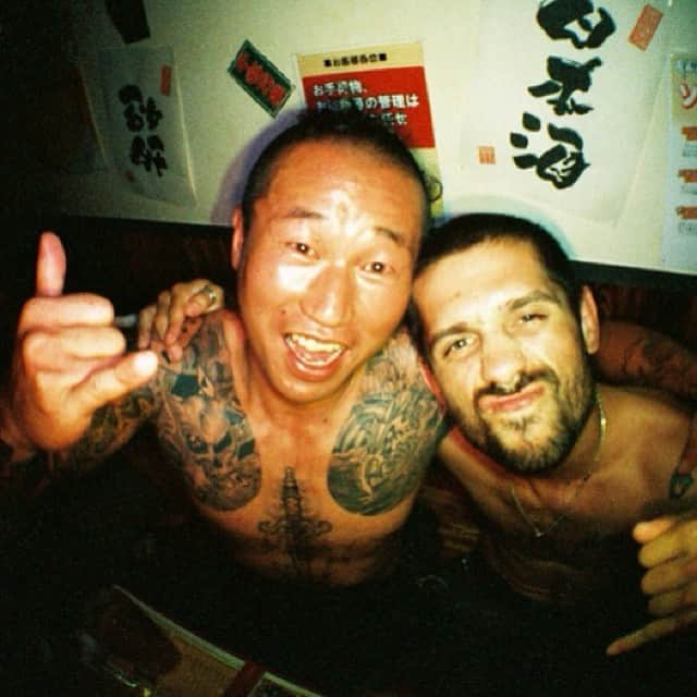 佐藤ルミナさんのインスタグラム写真 - (佐藤ルミナInstagram)「#ルーツの赤い彗星  #filmphotography #lomography #fisheye #crossprocess #tattoo」11月10日 21時39分 - ruminasato