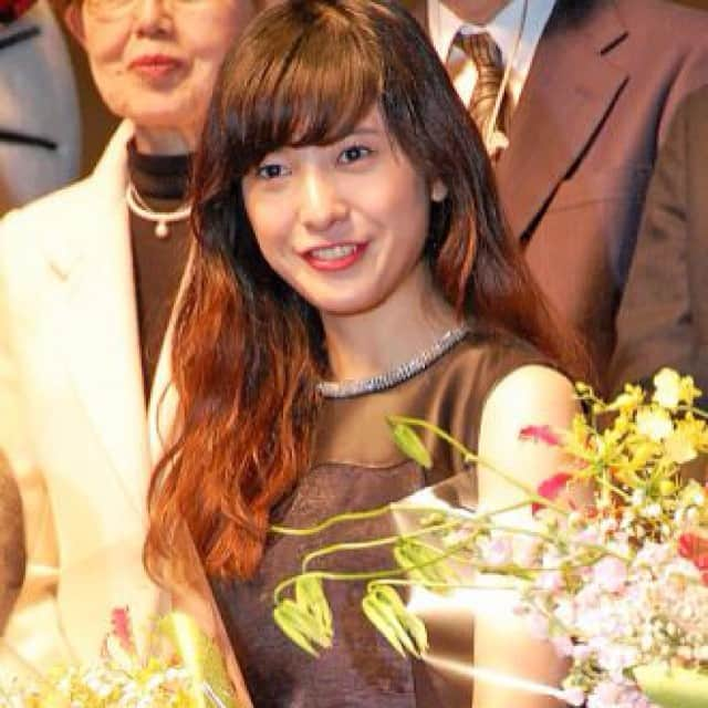 吉高由里子（ファンアカウント）さんのインスタグラム写真 - (吉高由里子（ファンアカウント）Instagram)「#吉高由里子 #YoshitakaYuriko #YurikoYoshitaka」12月1日 23時36分 - yurikoyoshitaka_fan