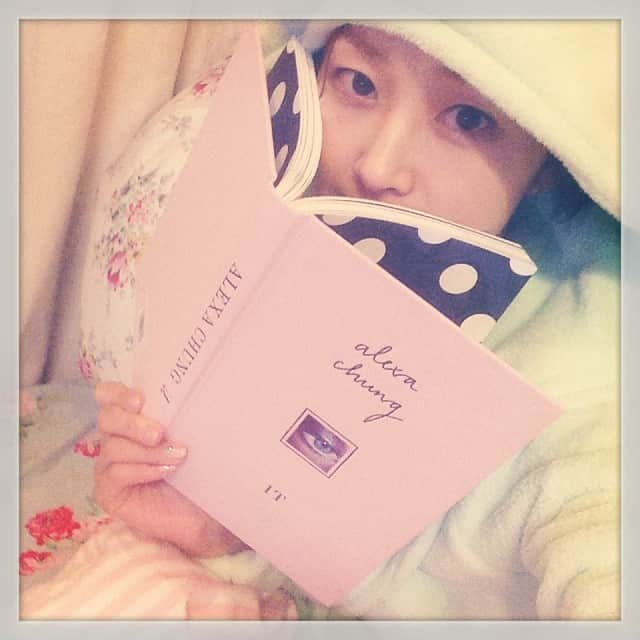 笛木優子のインスタグラム：「get it #alexachung」