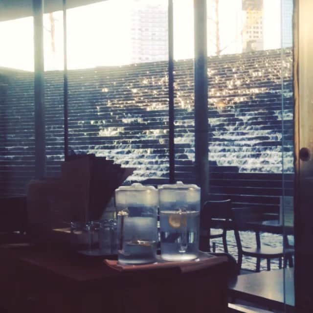湯浅喬子のインスタグラム：「#now#cafe」