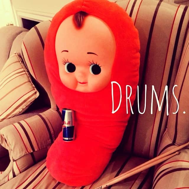川瀬智子さんのインスタグラム写真 - (川瀬智子Instagram)「クレジットあり #たらこキューピー #redbull #drums」12月30日 17時23分 - tommytomokokawase