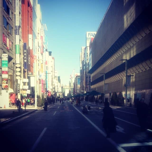 近森裕佳さんのインスタグラム写真 - (近森裕佳Instagram)「銀ぶら。 #ginza #ぶらぶら #haircut #shopping」1月11日 12時21分 - yu_ka27