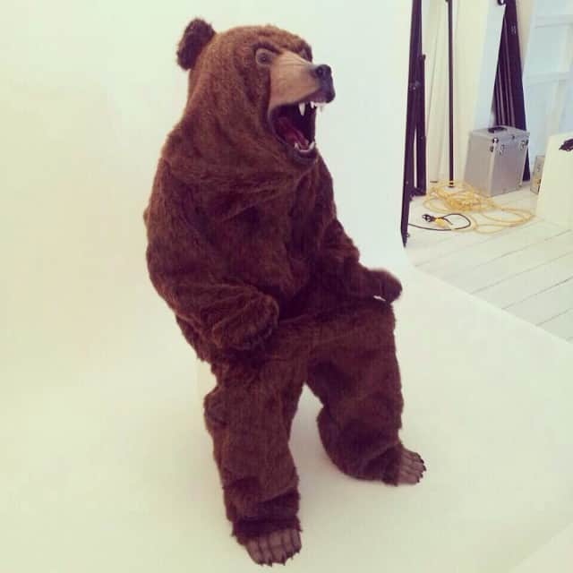 puinpiさんのインスタグラム写真 - (puinpiInstagram)「ジローラモが、撮影でクマに入ったらしく、写真が送られてきた(˃̶᷄ ω ˂̶᷅ ) おもってたより、リアルクマw #photooftheday#instashot#bear#fashion#cute#撮影#クマ#熊#テディベア#着ぐるみ#ファッション#暑いらしい」2月25日 11時50分 - puinpi