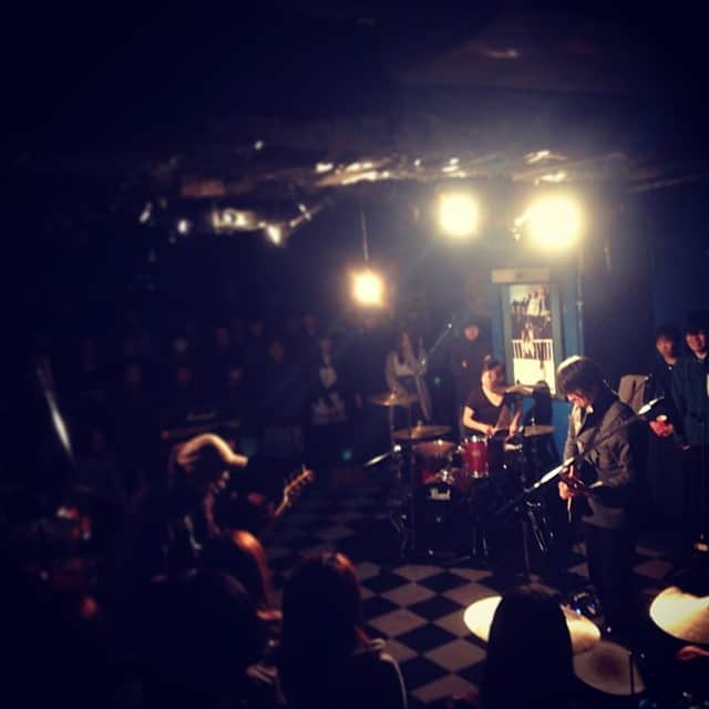 ほな・いこかのインスタグラム：「KAZIさんイベント、わたしの出番終わりました〜。だー疲れた。このテンションのままゲスのPV撮影へ行く！！」