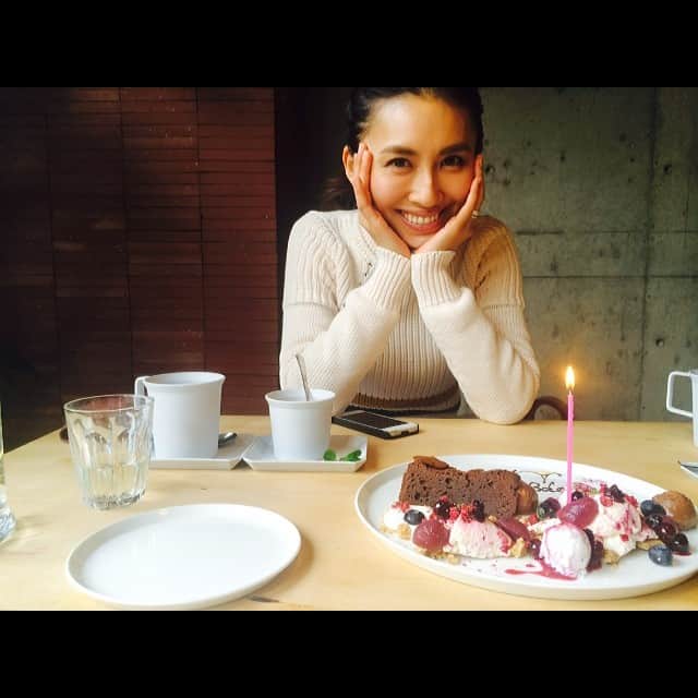 金セアルのグルメインスタ