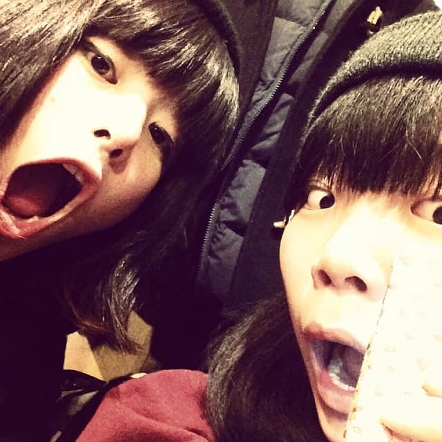 ほな・いこかのインスタグラム：「明日の渋谷WWWから発売のNEW  e.p「顔」よろしくねー。のかお。」
