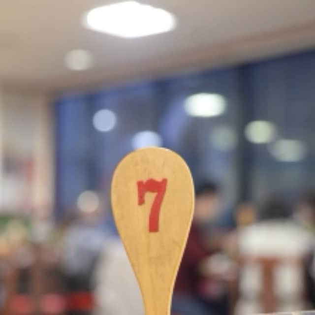 のインスタグラム：「* * 味仙は旨い。  青菜炒め ⬇️ 手羽先 ⬇️ 水餃子 ⬇️ 焼ビーフン ⬇️ スーラーメン * * 🗾名古屋市中区/味仙 矢場店 📷D610 * *」
