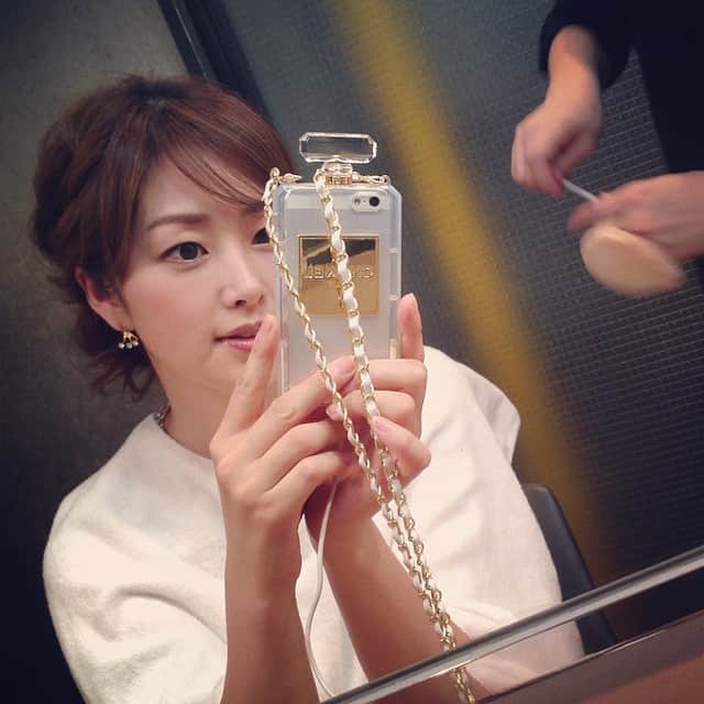 笛木優子のインスタグラム：「撮影中だよん💛」