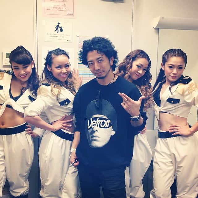 マアサ・イシハラさんのインスタグラム写真 - (マアサ・イシハラInstagram)「Performed for Tomochin's new single:) choreo by Masao san #team26 #blessed」4月1日 19時52分 - maasaishihara