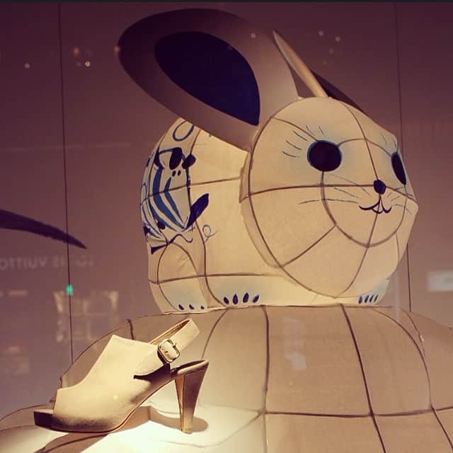 ISETAN PARK netさんのインスタグラム写真 - (ISETAN PARK netInstagram)「#nebuta Artwork by #AsakoKitamura #北村麻子 #rabbit #windowdisplay #isetan #伊勢丹新宿店 #tokyo #japan http://isetanparknet.com/」4月4日 12時03分 - isetan_shinjuku