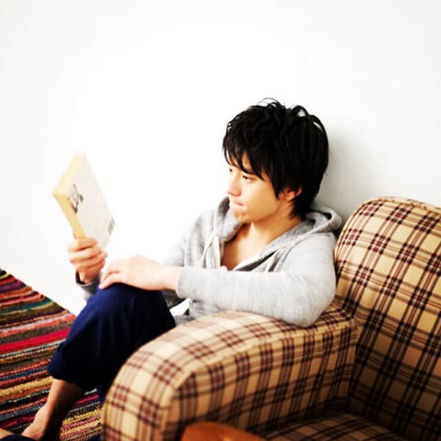 向井理さんのインスタグラム写真 - (向井理Instagram)「#osamumukai #mukaiosamu #向井理 #japanese #actor」4月14日 23時53分 - osamu_mukai
