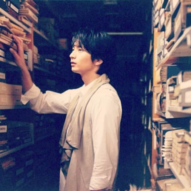 向井理さんのインスタグラム写真 - (向井理Instagram)「#osamumukai #mukaiosamu #向井理 #japanese #actor」4月14日 23時54分 - osamu_mukai