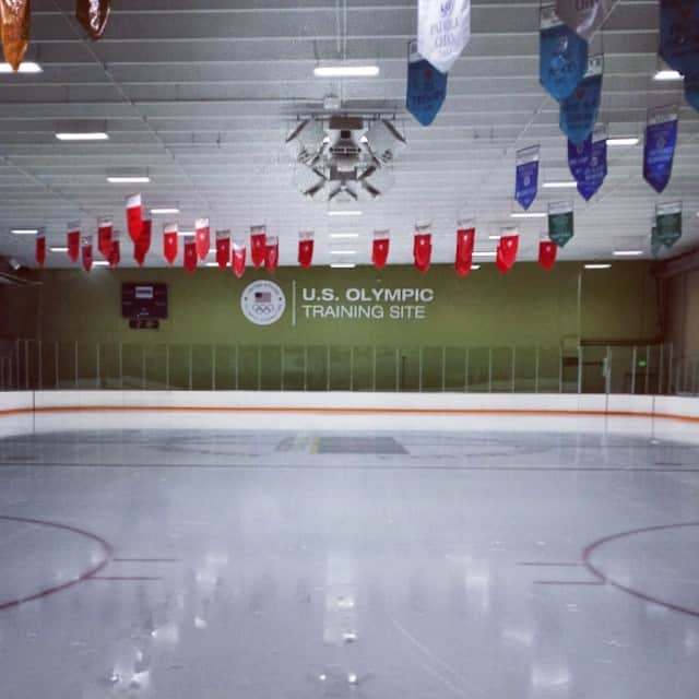 ジョシュア・ファリスさんのインスタグラム写真 - (ジョシュア・ファリスInstagram)「So lucky to get a session that nobody showed up for! #privateice #choreographytime #turndownforwhat」5月14日 10時23分 - joshdfarris