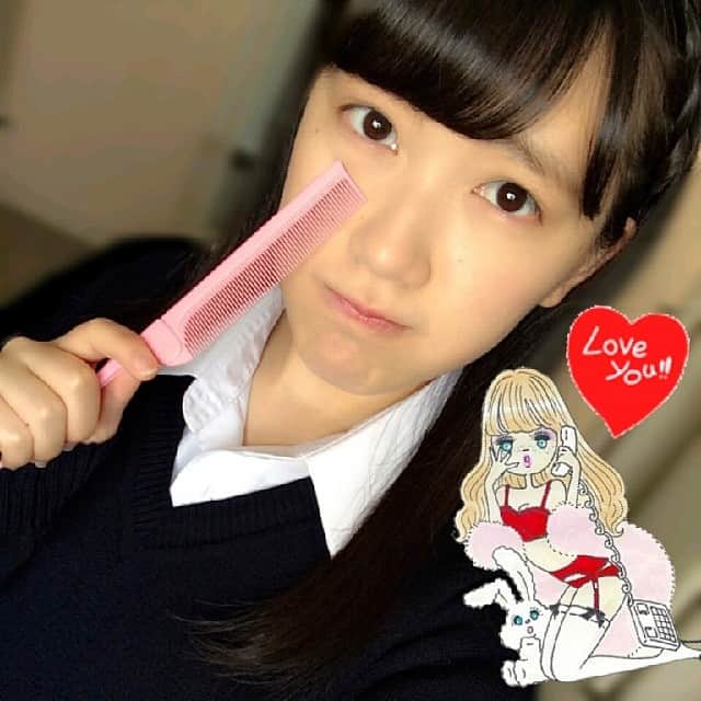 のインスタグラム：「くしは必需品(  ³_³ )」