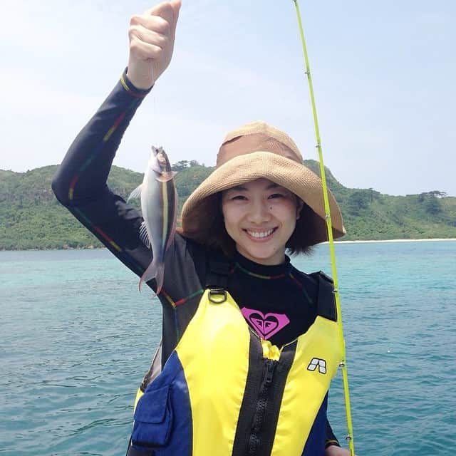 潮田玲子さんのインスタグラム写真 - (潮田玲子Instagram)「釣り初体験！ 釣れたぁ〜＼(^o^)／」6月4日 17時14分 - reikoshiota_official