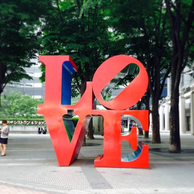 白雪のインスタグラム：「#love #tokyo #shinjuku ❤️❤️❤️」