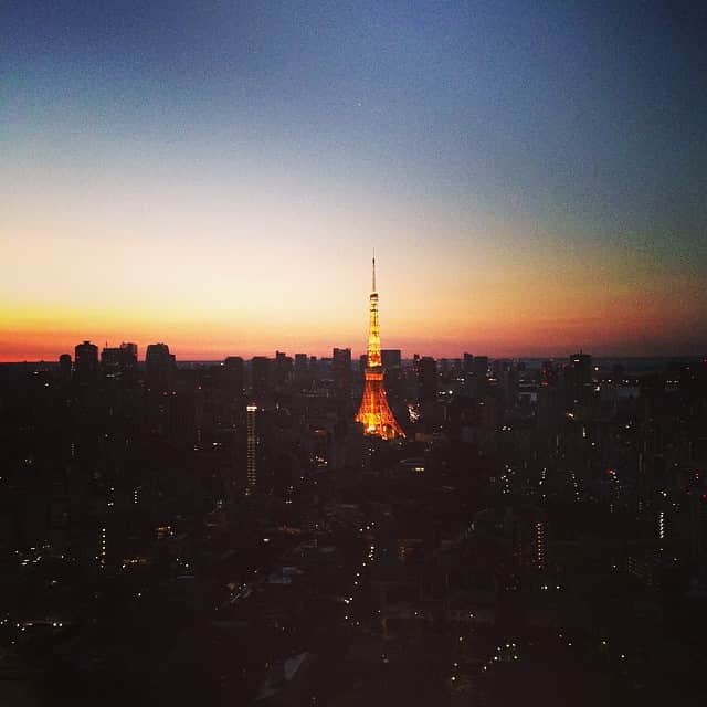 のインスタグラム：「#tokyo #goodmorning」