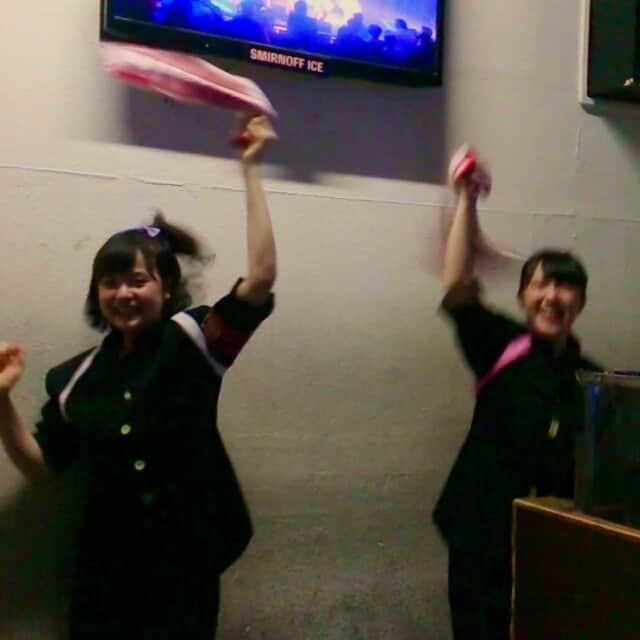 新井郁花のインスタグラム：「みんなも一緒にタオル回そー！！！ #ウルトラガール」