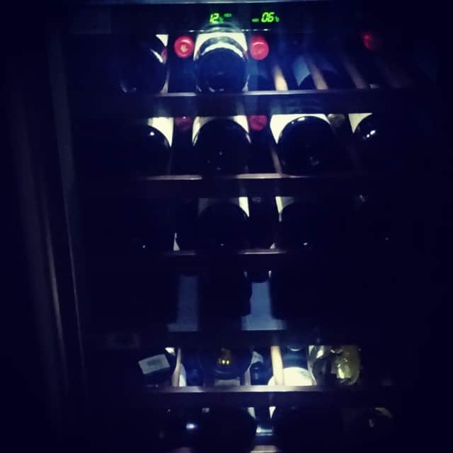 キム・ジェウクさんのインスタグラム写真 - (キム・ジェウクInstagram)「Wine time...」6月1日 19時54分 - jaeuckkim