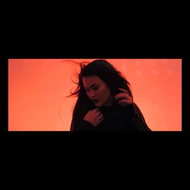 のインスタグラム：「Teaser video for our fourth single 'LOUDER' !!! 3 days till the full video! ✌️😁😎」