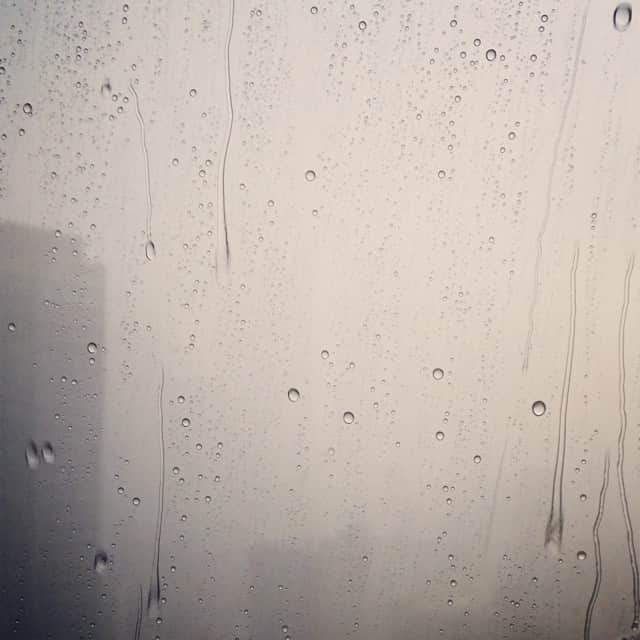 仁科仁美のインスタグラム：「天気…突然…激悪⤵︎ やばぁぁぁぁ〜꒰༎ຶ﹏༎ຶ๑꒱ 皆さんお気をつけてください。」