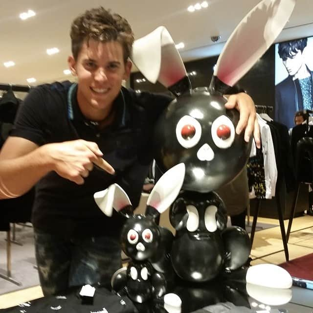 ドミニク・ティエムさんのインスタグラム写真 - (ドミニク・ティエムInstagram)「#london #2014 #worldcity #weltstadt #psychobunny #harrods #shopping #is #a #thing #for #girls :)」6月30日 1時27分 - domithiem