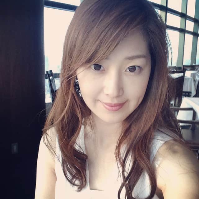 笛木優子のインスタグラム：「今日夜20:54より テレ東 開運！なんでも探偵団 に出演しやす🌈⭐️😚」