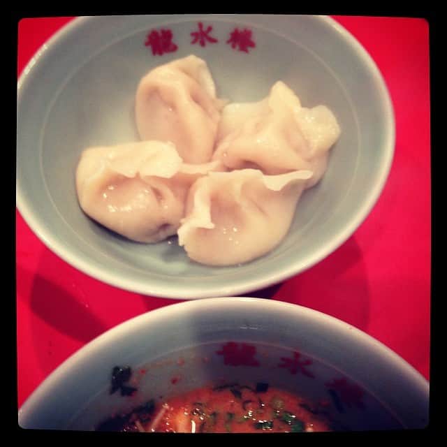 志摩有子さんのインスタグラム写真 - (志摩有子Instagram)「鍋の〆第一弾、水餃子。」6月17日 20時20分 - ariko418