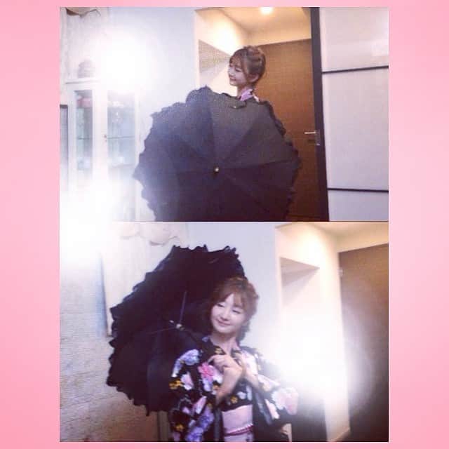 奈々子のインスタグラム：「久しぶりに…日舞の絵日傘🌂♪ #日本舞踊」