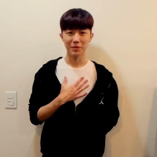 C-CLOWNのインスタグラム：「크라운 나랑만나 Hey! CROWN Let's LOVE #씨클라운 #CCLOWN #씨클라운컴백 #CCLOWNCOMEBACK #COMEBACK #나랑만나 #TK」