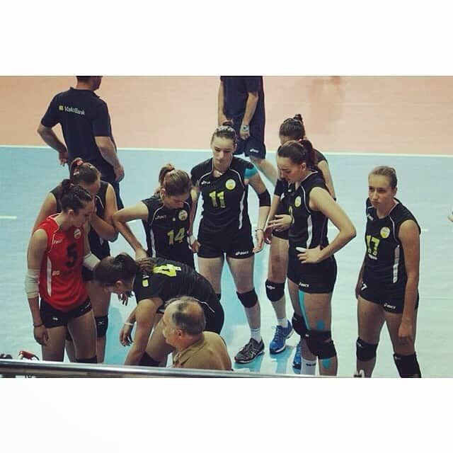 VakıfBank SKさんのインスタグラム写真 - (VakıfBank SKInstagram)「Vakıfbank Genç Kız Takımımız Türkiye Şampiyonu ! :) #EcemVatansever #PelinAroğuz #SılaÇalışkan #AyçaAykaç #MerveTanyel #AhsenBaş」7月10日 21時18分 - vakifbank1986