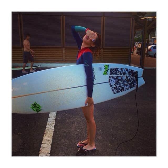 白石明美さんのインスタグラム写真 - (白石明美Instagram)「First surfing」7月15日 10時10分 - abyakemi