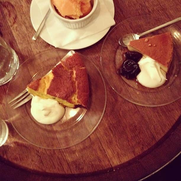 のインスタグラム：「会いたかった人と行きたかったお店で、よいひととき。偶然がもたらしてくれた昨夜の今頃… @AHIRU STORE」