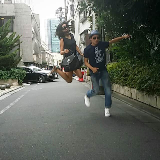 リー・ウネ・ヨンさんのインスタグラム写真 - (リー・ウネ・ヨンInstagram)「#이혜영 #부씨 #jumping  포토:김재현(꼭 밝혀달라 했음) 정답은 @hy_fan 께서👏👏👏👏 💕더블하트 100개 나감!!!!♡」7月18日 16時35分 - leehaeyoung1730