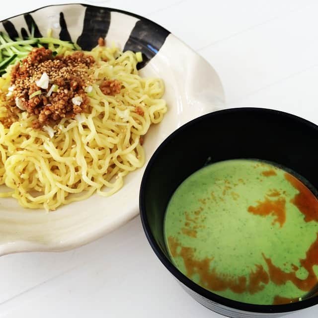 秦まり子のグルメインスタ