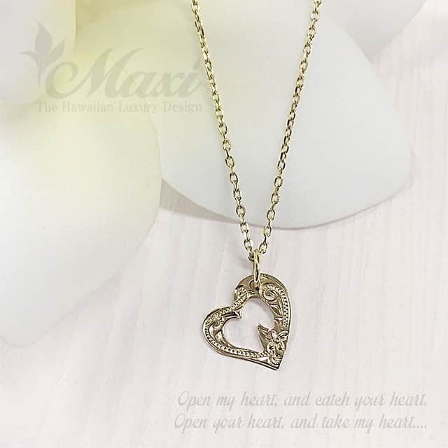 Maxi Hawaiian Jewelryさんのインスタグラム写真 - (Maxi Hawaiian JewelryInstagram)「Open heart necklace. Can you see that it has a tiny fishhook??💖🌴 #maxi #maxihawaiianjewelry #hawaiianjewelry #hawaiianheirloom #necklace #heart #openheart #fishhook #マキシ #ハワイアンジュエリー #ネックレス #ハート #オープンハート #フィッシュフック」8月1日 23時24分 - maxi_japan_official